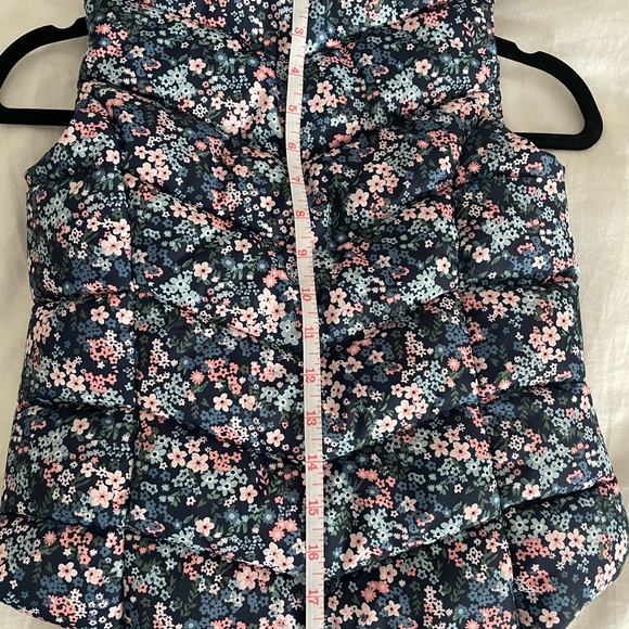 NWOT PUFFER VEST JACKET 7/8 - Picture 5 of 10